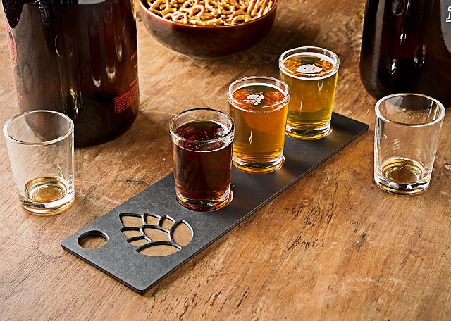 Подставка для стопок Epicurean Flight Servers размер 34х10 см Цвет: графит/орех