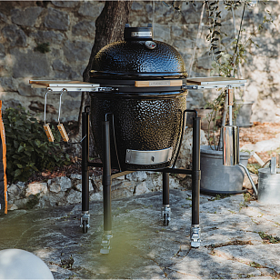 Керамический гриль Monolith Classic ONE.55, черный