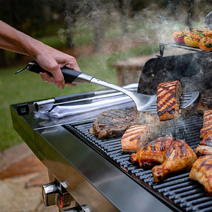 Набор инструментов Char-Broil Medallion Series 2 шт (лопатка+щипцы) для приготовления пищи Набор инструментов Char-Broil Medallion Series 2 шт (лопатка+щипцы) для сада