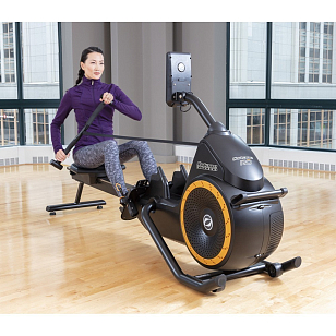 Гребной тренажер Octane RO для отдыха за городом Гребной тренажер Octane RO для хобби и пикника