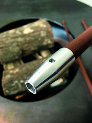 Набор трубка и щипцы на подставке OFYR Буффадо черный для сада