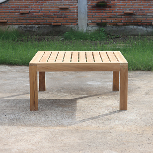 Стол из тика журнальный Lite Oviglio, садовая мебель
