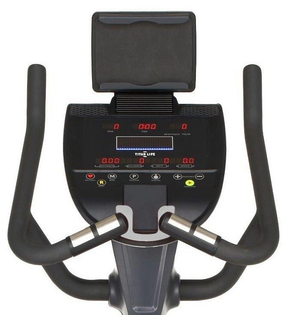 Вертикальный велотренажер CardioPower Pro UB410
