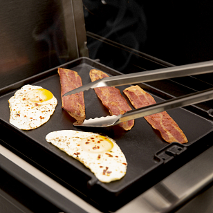 Чугунный противень Broil King для боковой горелки Baron для сада