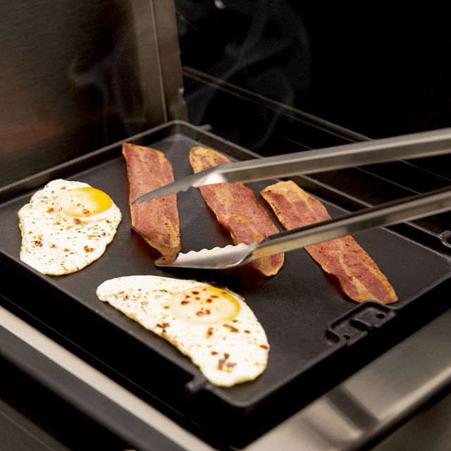 Чугунный противень Broil King для боковой горелки Baron