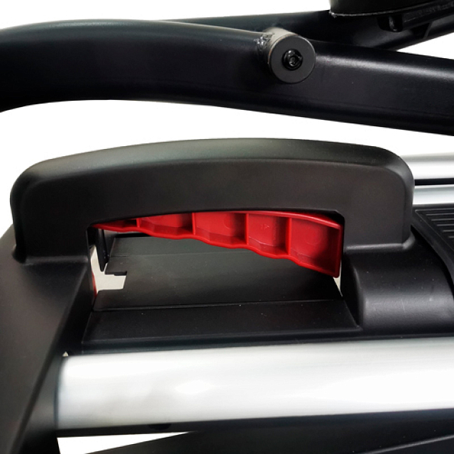 Эллиптический тренажер СardioPower X55