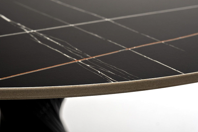 Стол 4SIS Луна интерьерный Цвет: черный матовый 