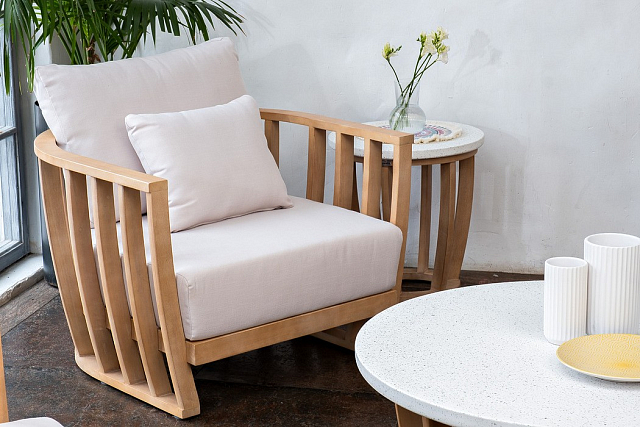 Кресло из акации Joygarden Woodland 