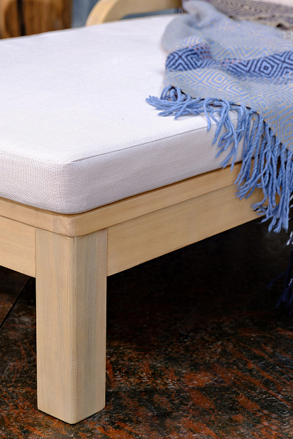 Шезлонг деревянный Joygarden Rimini с матрасом 