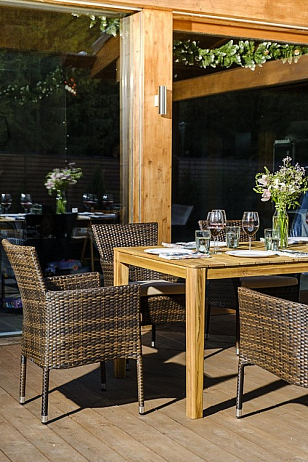 Обеденная группа Joygarden Aura на 6 персон с креслами для дачи Обеденная группа Joygarden Aura на 6 персон с креслами, садовая мебель