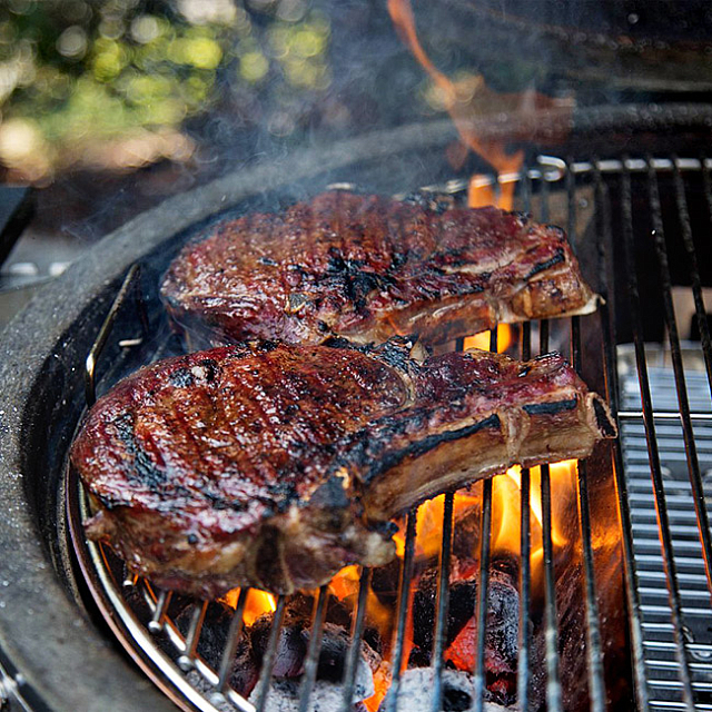 Корзина для копчения Slow ‘N Sear Deluxe для грилей 57 см