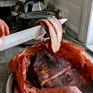 Бумага мясника Suckle Busters Pink Butcher Paper, розовая для приготовления пищи Бумага мясника Suckle Busters Pink Butcher Paper, розовая для сада