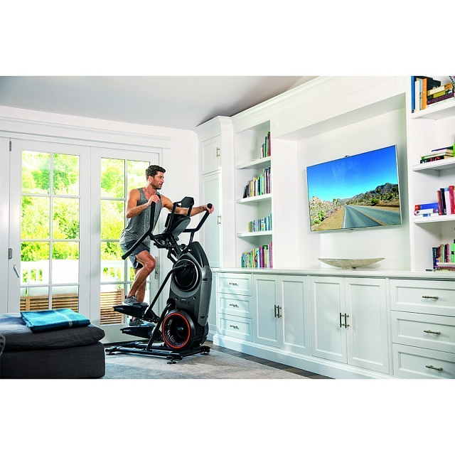 Кросстренер MaxTrainer M8