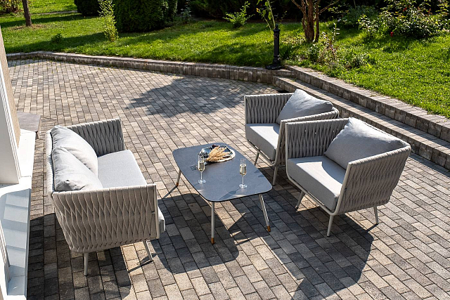 Лаунж-зона 4SIS Монако 4-местная со столом Верона (серый гранит), каркас светло-серый, роуп светло-серый 