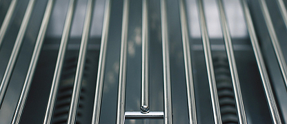 РЕШЕТКА ИЗ НЕРЖАВЕЮЩЕЙ СТАЛИ