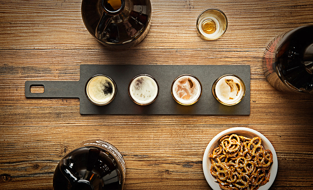 Подставка для стопок с ручкой Epicurean Flight Servers размер 44х10 см Цвет: графит/орех