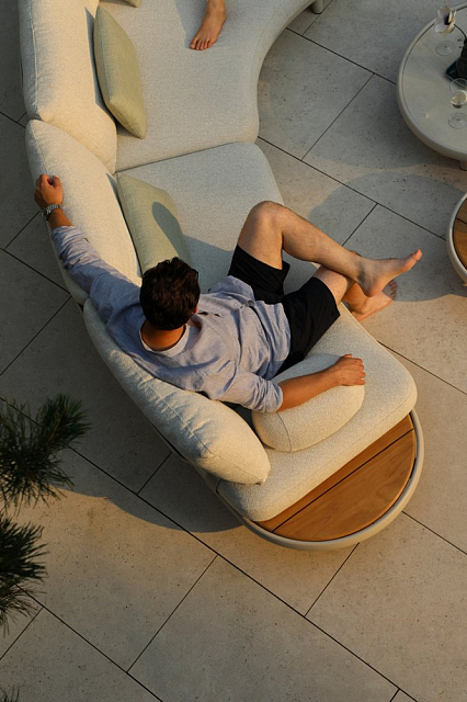 Лаунж зона (диван и парные столики) Brafritid Gotland бежевый, алюминий 