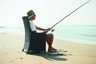 Кресло позиционное Keter Vermont графит для дачи Кресло позиционное Keter Vermont графит, садовая мебель