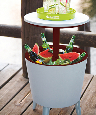 Столик-холодильник Keter Cool Bar крем-шоколад для дачи Столик-холодильник Keter Cool Bar крем-шоколад, садовая мебель