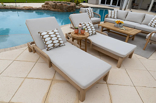 Шезлонг деревянный с матрасом Tagliamento Rimini , садовая мебель