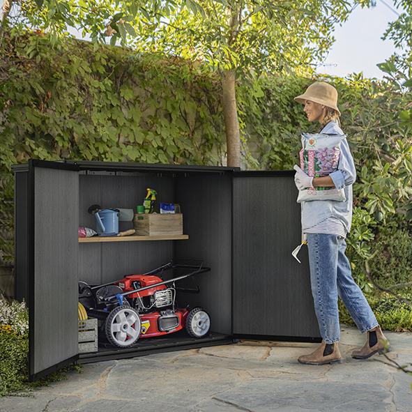 Шкаф уличный Keter Cortina Bella 