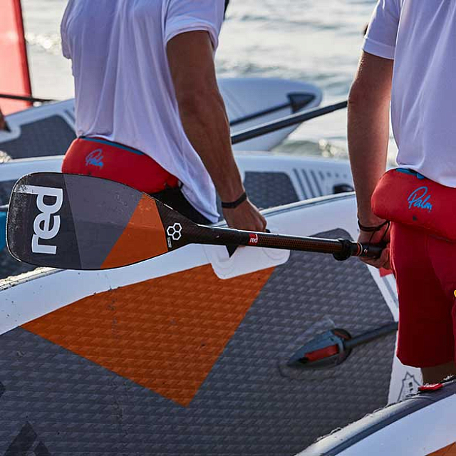 Весло SUP неразборное регулируемое RED PADDLE 2019 CARBON ULTIMATE (Vario) для серфинга