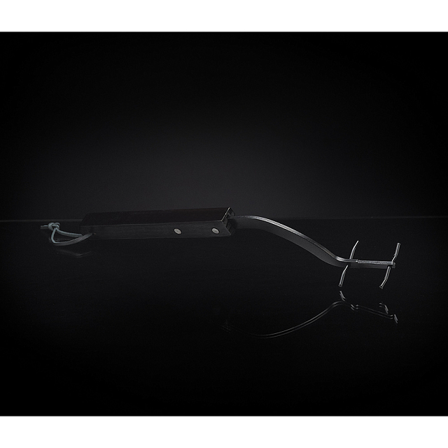 Устройство для захвата и извлечения решеток из гриля Napoleon