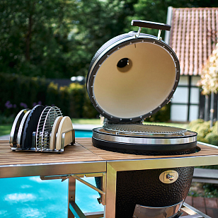 Керамический гриль Monolith Classic Avantgarde 55, черный