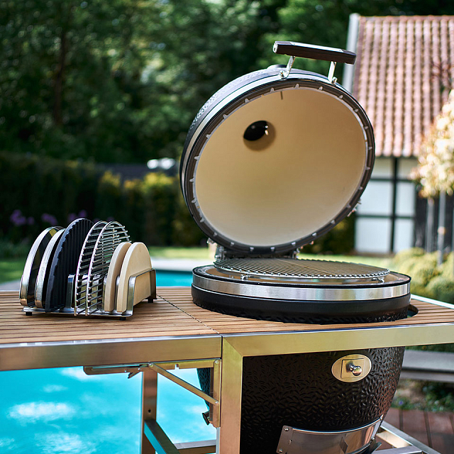 Керамический гриль Monolith Classic Avantgarde 55, черный