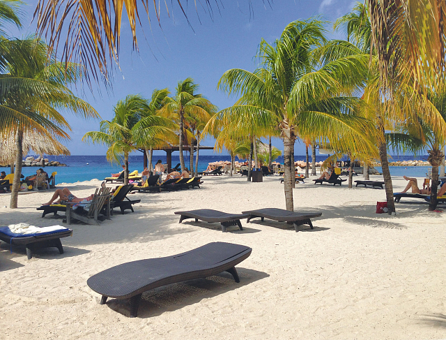 Шезлонг для дачи Keter Pacific серый 