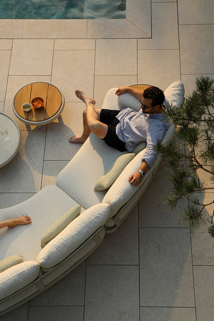 Лаунж зона (диван и парные столики) Brafritid Gotland бежевый, алюминий 