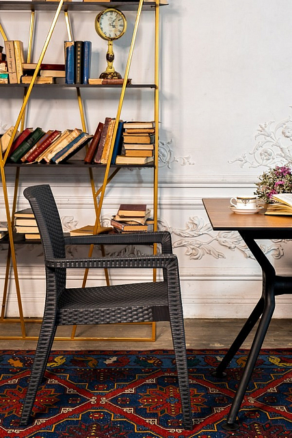 Обеденный комплект Modus темно-серый на 4 персоны 