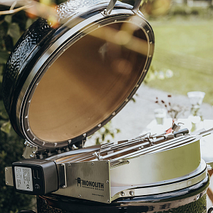 Шашлычница с электроприводом Monolith LeChef для сада