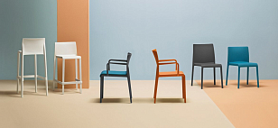 Стул Pedrali Volt HB Цвет: красный для дачи Стул Pedrali Volt HB Цвет: красный, садовая мебель