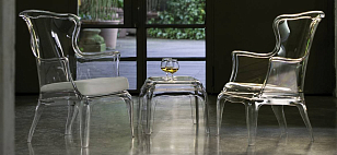 Стол-пуф Pedrali Pasha Цвет: бесцветный для дачи Стол-пуф Pedrali Pasha Цвет: бесцветный, садовая мебель