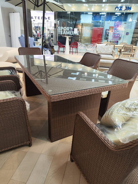 Комплект обеденной плетеной мебели Tagliamento Barcelona 