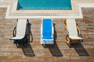 Шезлонг Joygarden Mare бежевый для дачи Шезлонг Joygarden Mare бежевый, садовая мебель