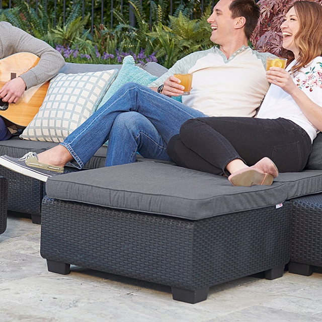 Столик с подушкой Keter Salta Table графит 