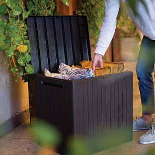 Ящик для хранения с крышкой Keter City 113 л коричневый для дачи Ящик для хранения с крышкой Keter City 113 л коричневый, садовая мебель