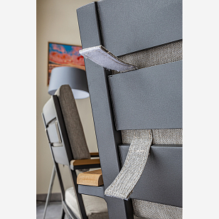 Обеденное кресло Lite Oscar с подлокотниками из поливуда для дачи Обеденное кресло Lite Oscar с подлокотниками из поливуда, садовая мебель