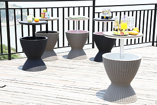 Стол мини-бар пластиковый Tagliamento Belle тортора, садовая мебель