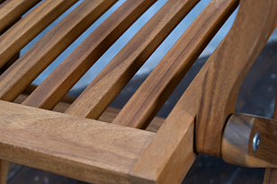 Стул из акации Joygarden Oxford складной с подлокотниками, садовая мебель