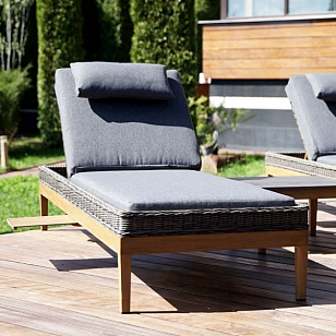 Уличный лежак Lite Biarric для дачи Уличный лежак Lite Biarric, садовая мебель