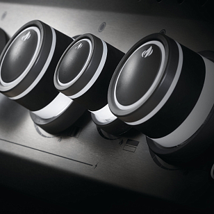 Гриль газовый Napoleon Rogue 625 SE (стальной, с ИК горелкой 3/3) для приготовления пищи гриль газовый napoleon rogue 625 se (стальной, с ик горелкой 3/3)