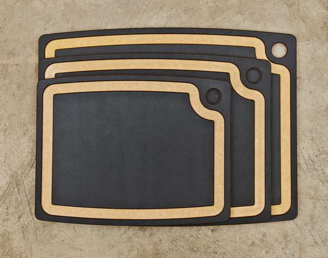 Разделочная доска Epicurean Gourmet 37х29 см Цвет: графит/натуральный