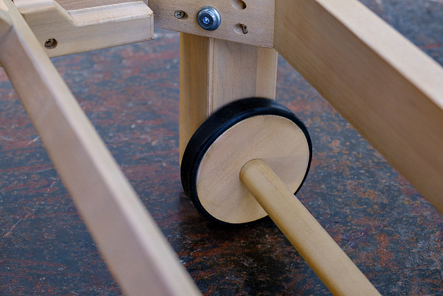 Шезлонг деревянный Joygarden Rimini с матрасом 