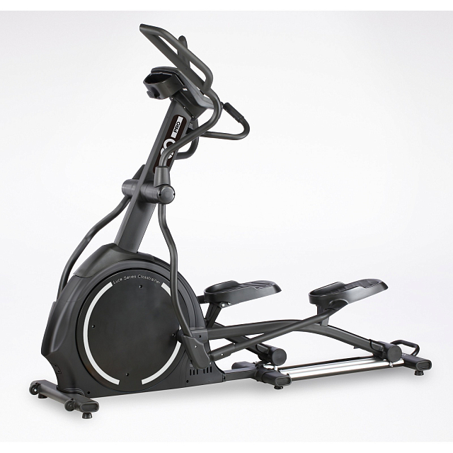 Эллиптический тренажер CardioPower PRO XE200