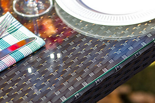 Обеденная группа Joygarden Milano черный на 4 персоны с подлокотниками для дачи Обеденная группа Joygarden Milano черный на 4 персоны с подлокотниками, садовая мебель