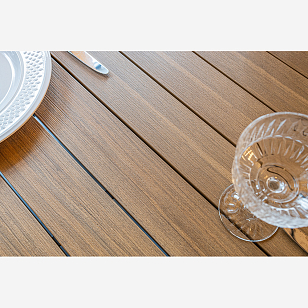 Обеденный стол Lite Oscar со столешницей из поливуда для дачи Обеденный стол Lite Oscar со столешницей из поливуда, садовая мебель