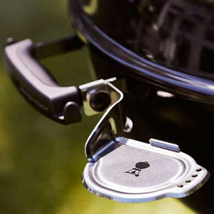 Угольный гриль Weber Master-Touch GBS E-5750, 57 см, черный для приготовления пищи угольный гриль weber master-touch gbs e-5750, 57 см, черный